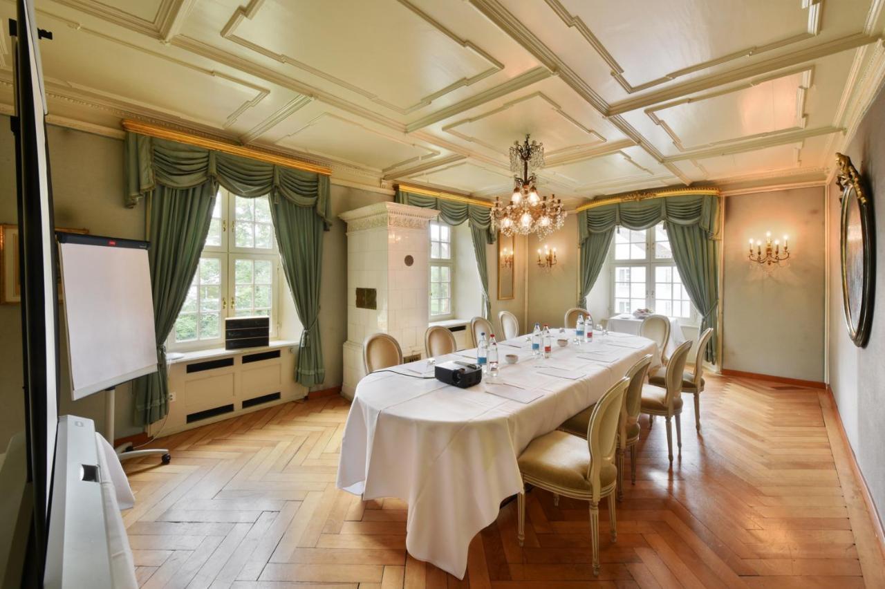 Hotel Im Schlosspark Binningen Extérieur photo
