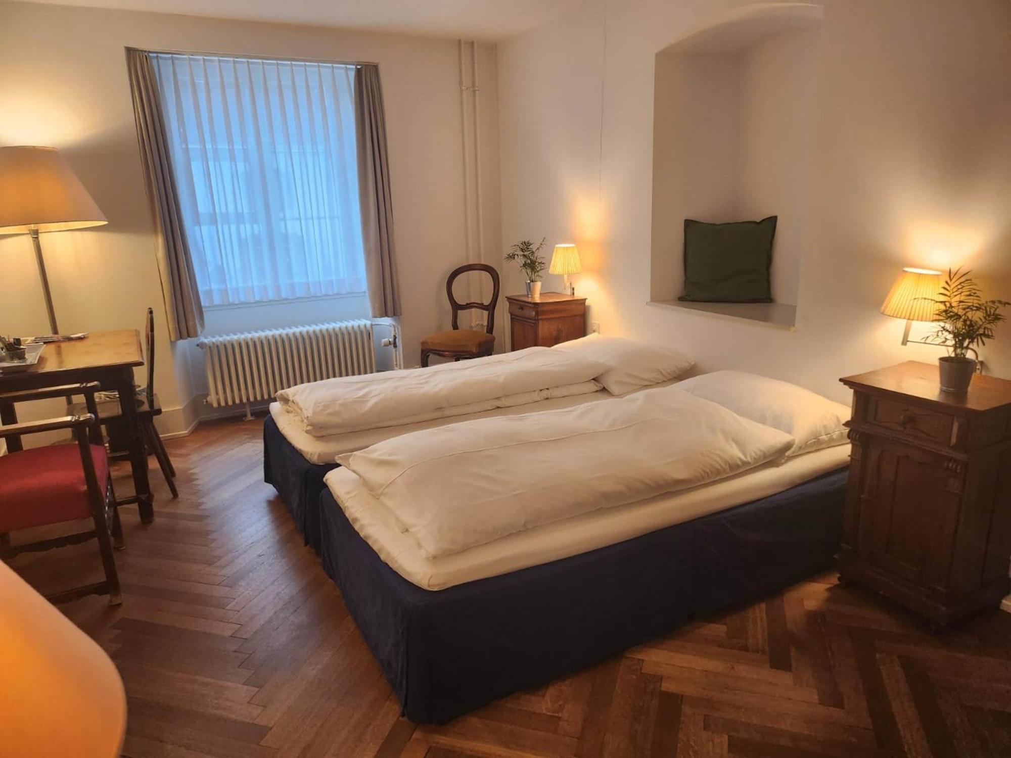 Hotel Im Schlosspark Binningen Extérieur photo