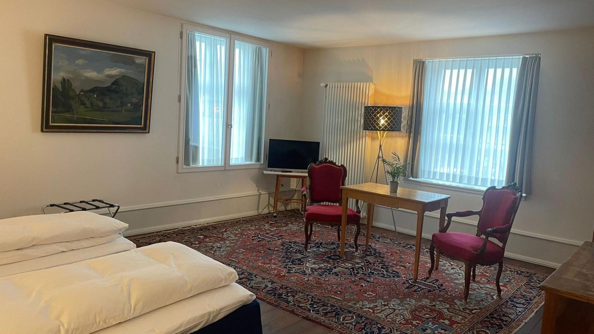 Hotel Im Schlosspark Binningen Extérieur photo