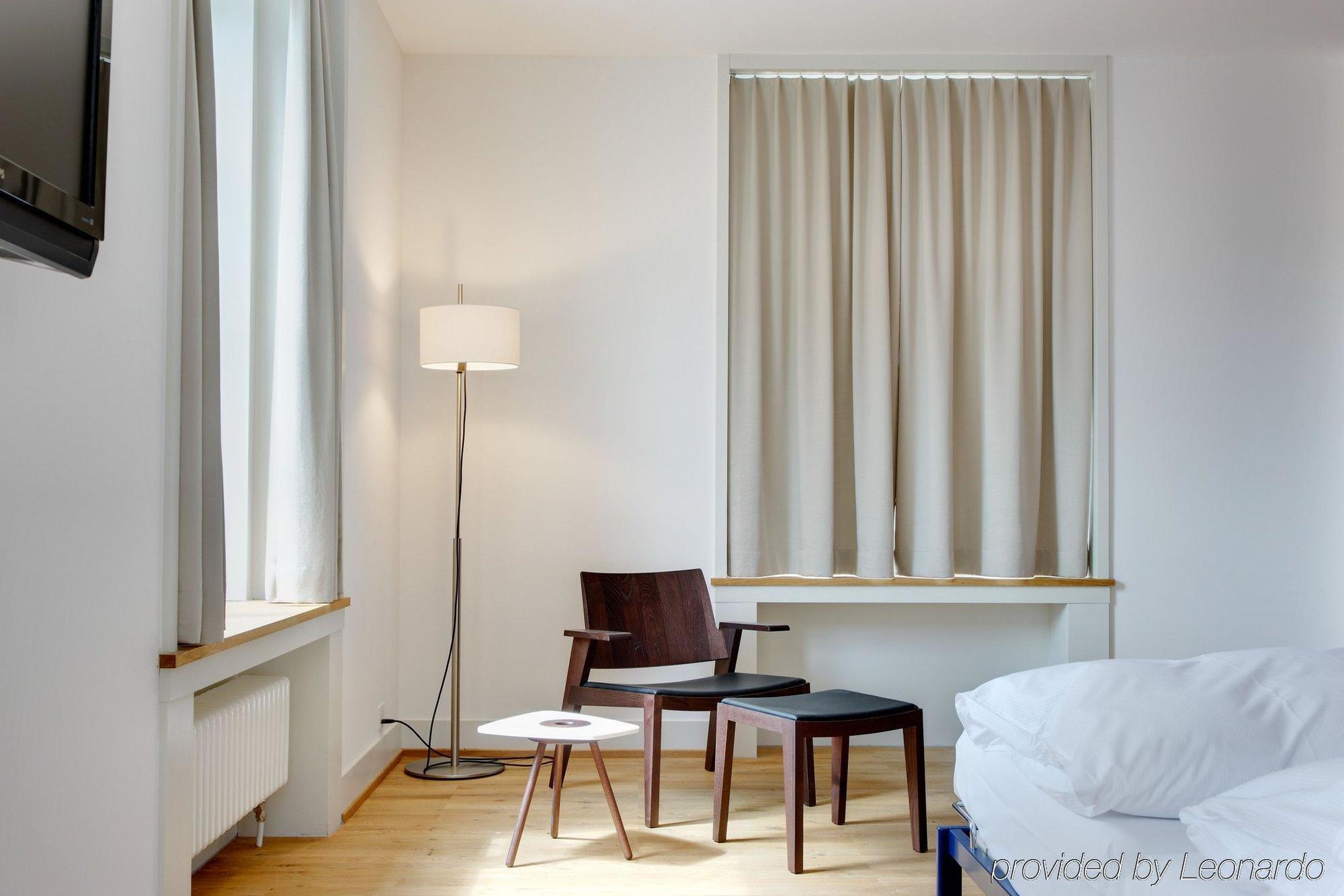 Hotel Im Schlosspark Binningen Extérieur photo